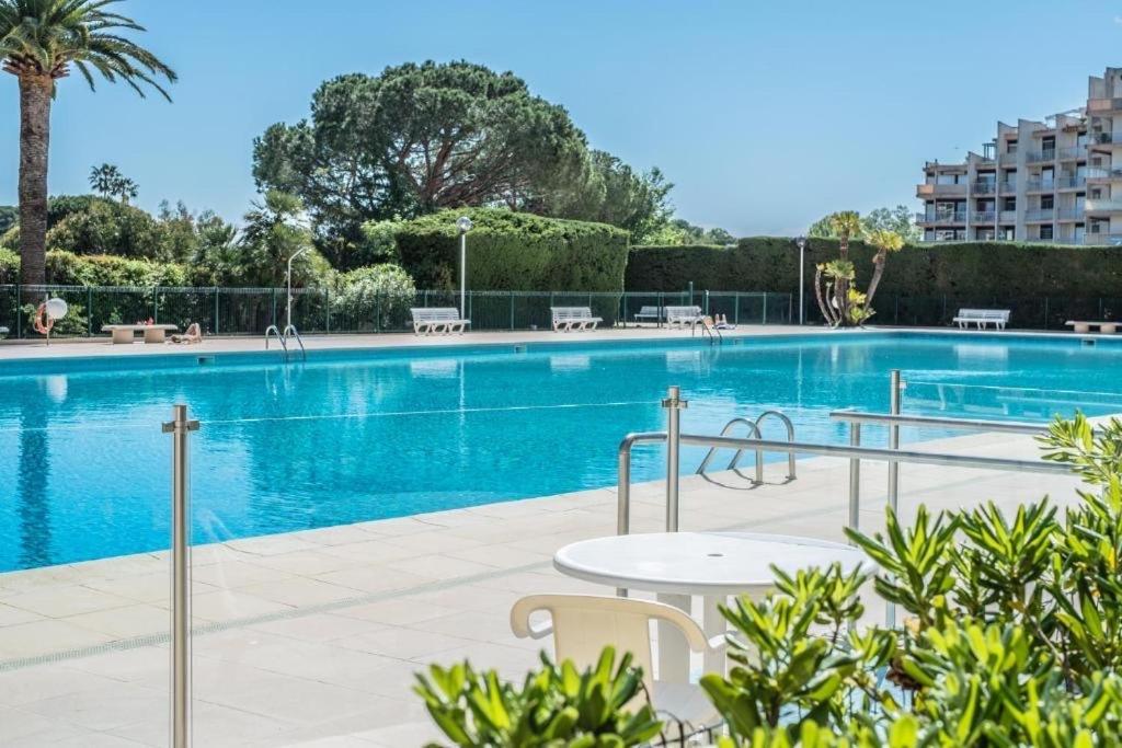 My Resid Appart Cannes Vue Marina Et Vue Montagne Mandelieu Exteriör bild
